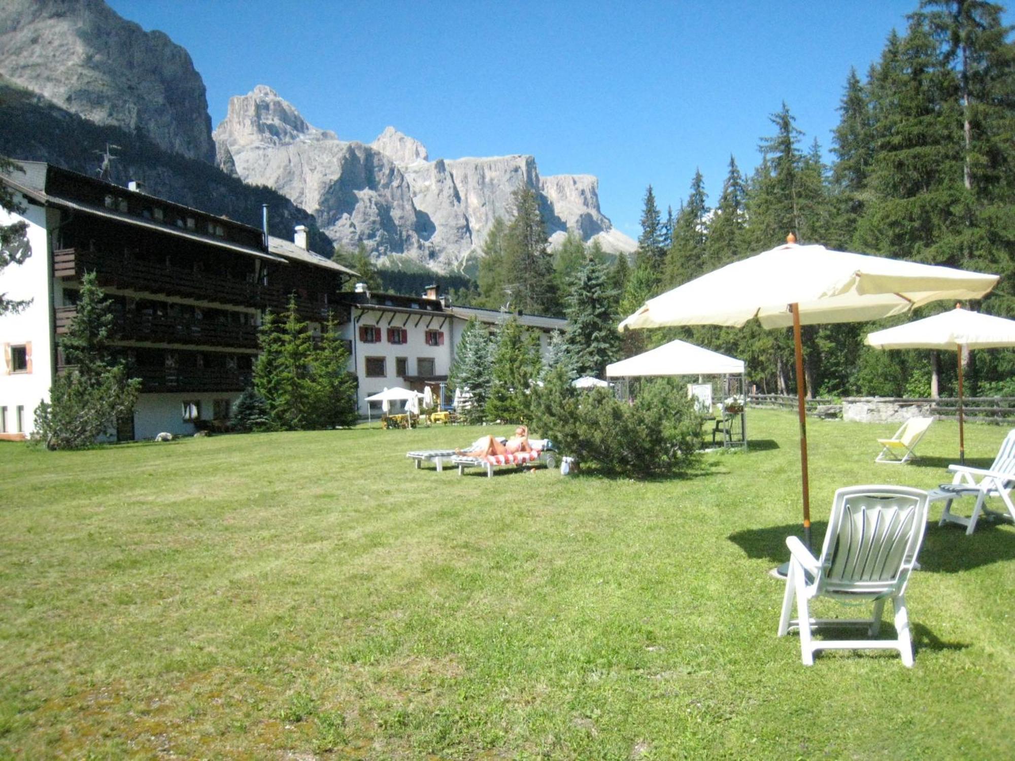 Residence Salvan Corvara In Badia Luaran gambar