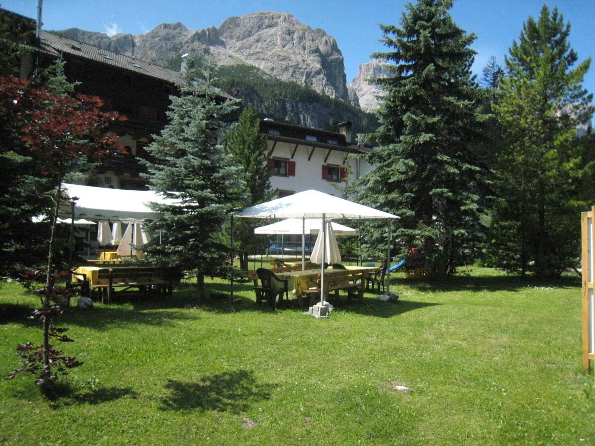 Residence Salvan Corvara In Badia Luaran gambar