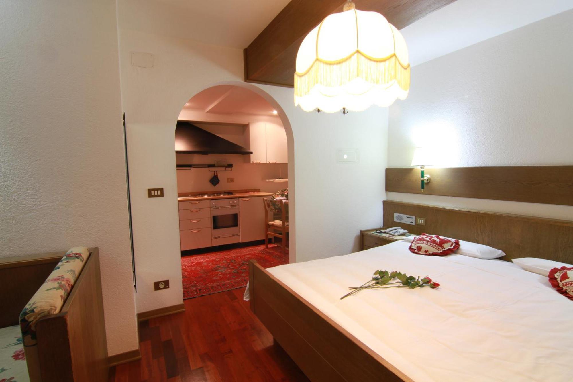 Residence Salvan Corvara In Badia Luaran gambar