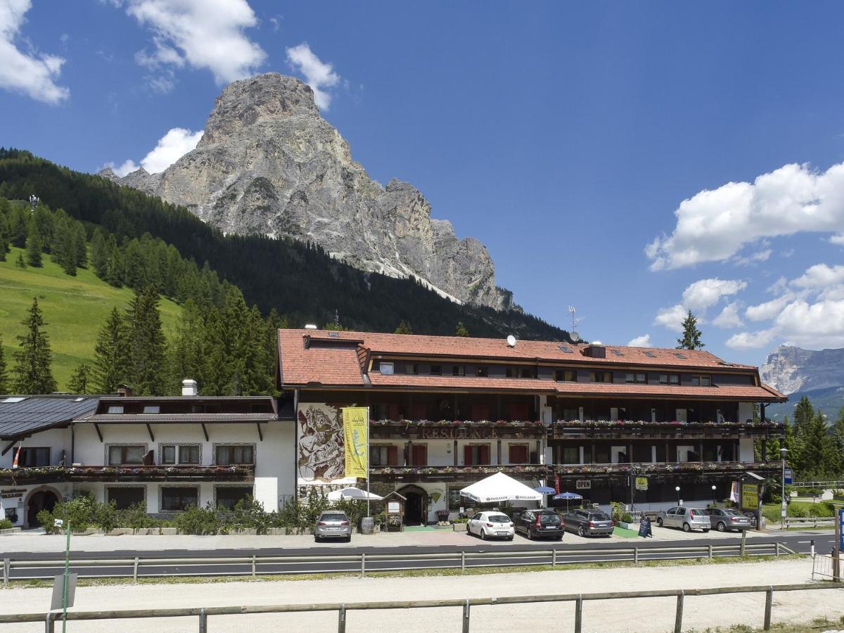 Residence Salvan Corvara In Badia Luaran gambar